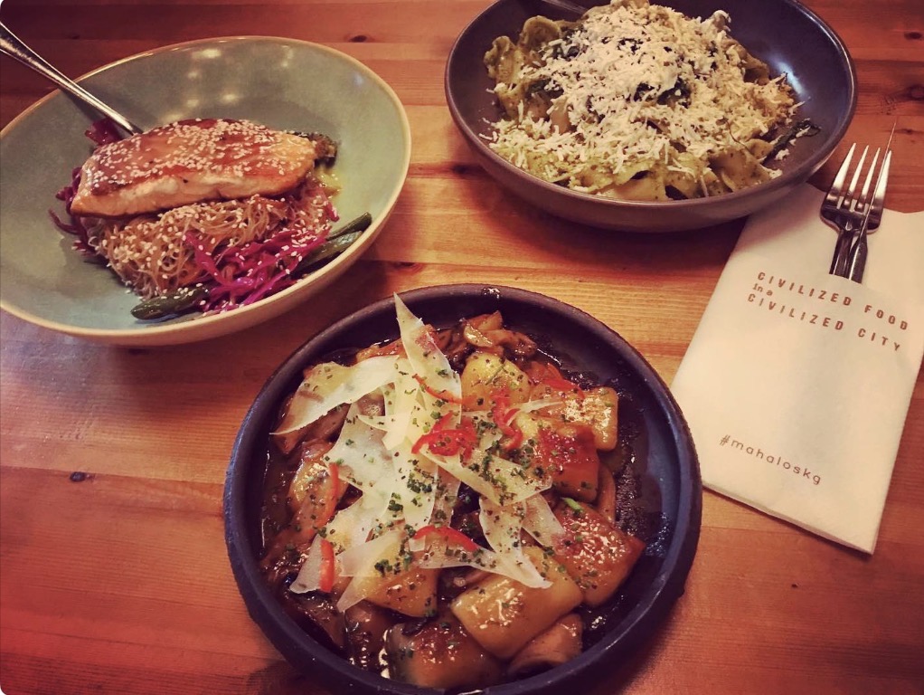 Cozy Post-Holiday Catch-Up at&nbsp;Mahalo