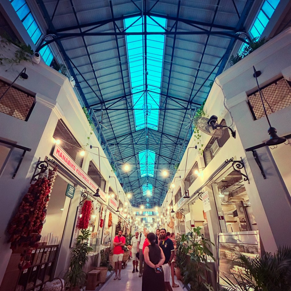 Agora Modiano Reopens: A Legend Restored